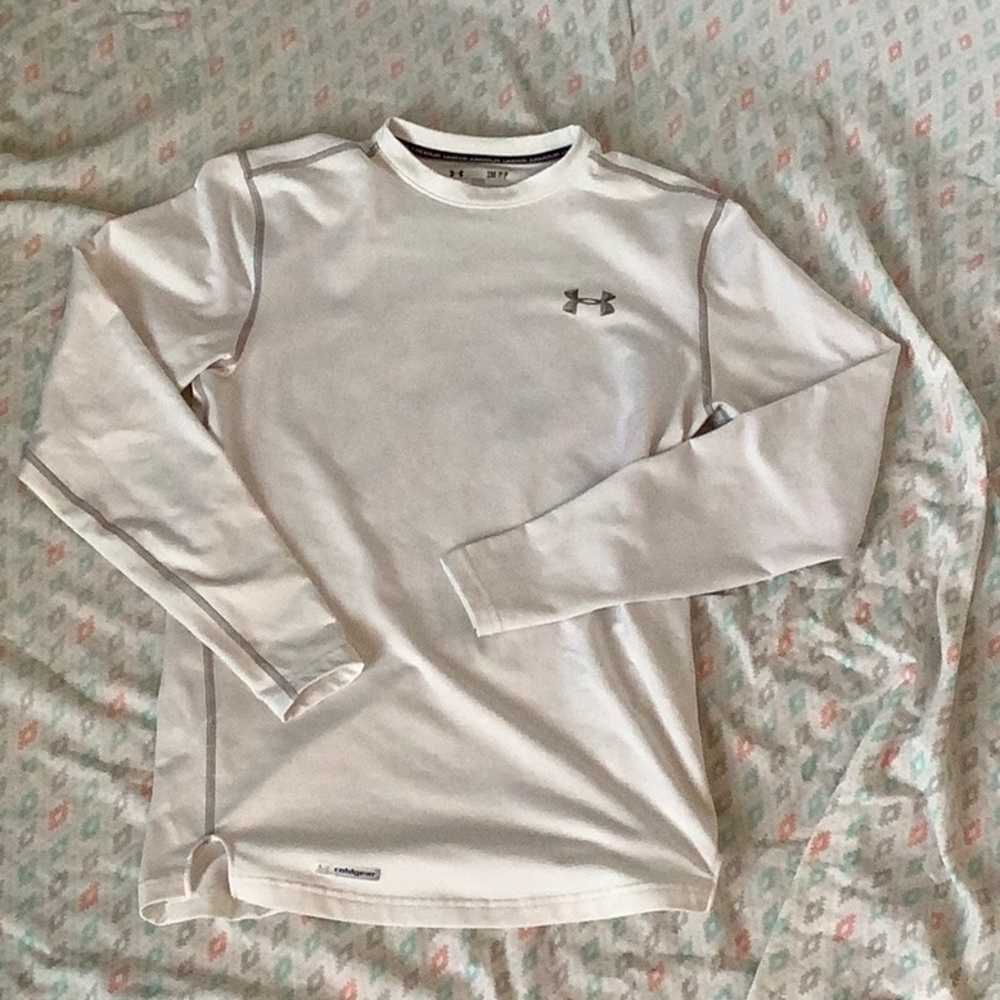 Men’s Under Armour gym shirt